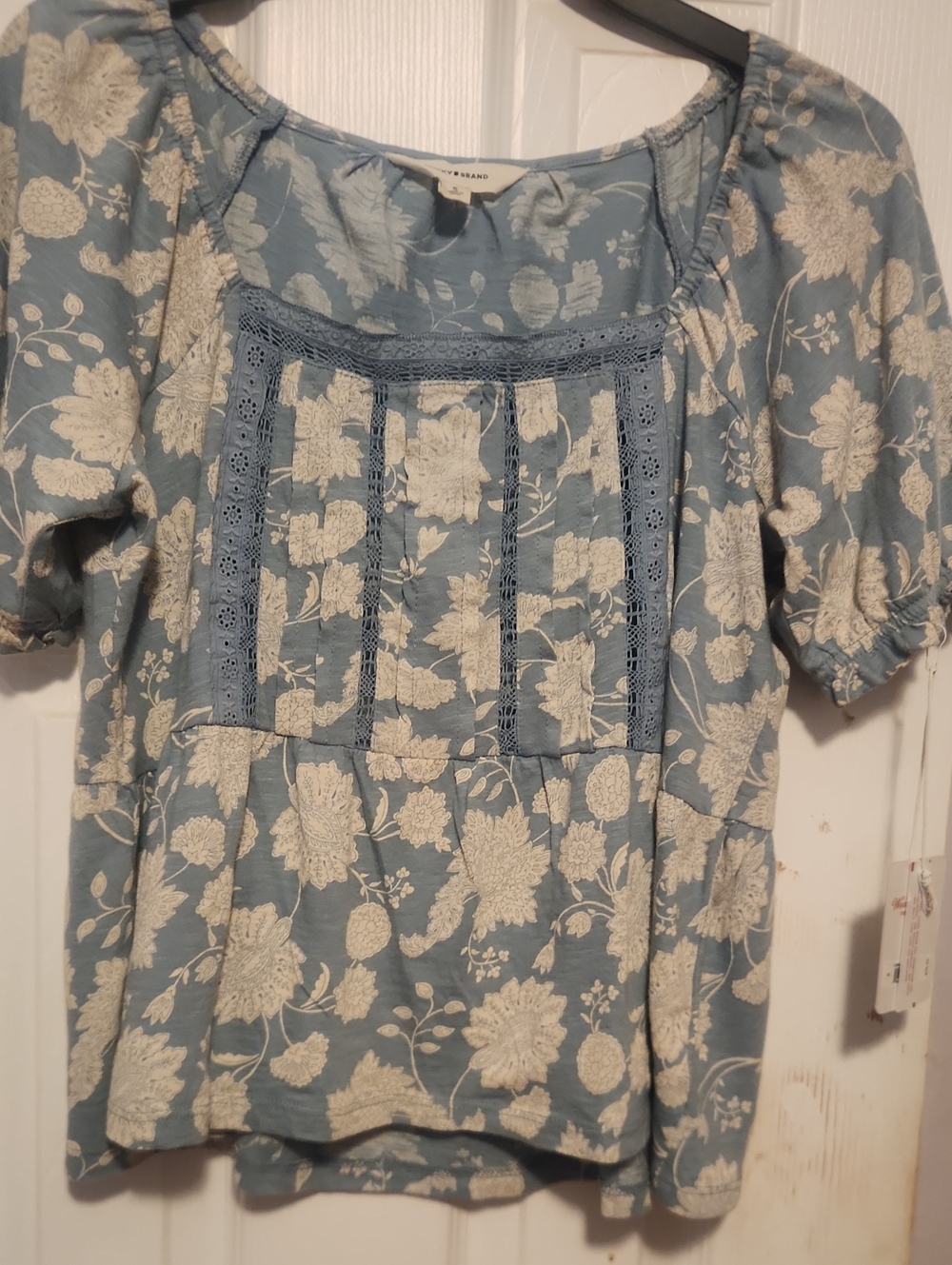 Lucky Brand Blue and Cream Floral Lace-Trim Top